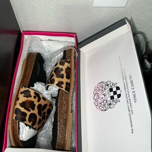 Vince Camuto Animal Print Slide Sandals 7